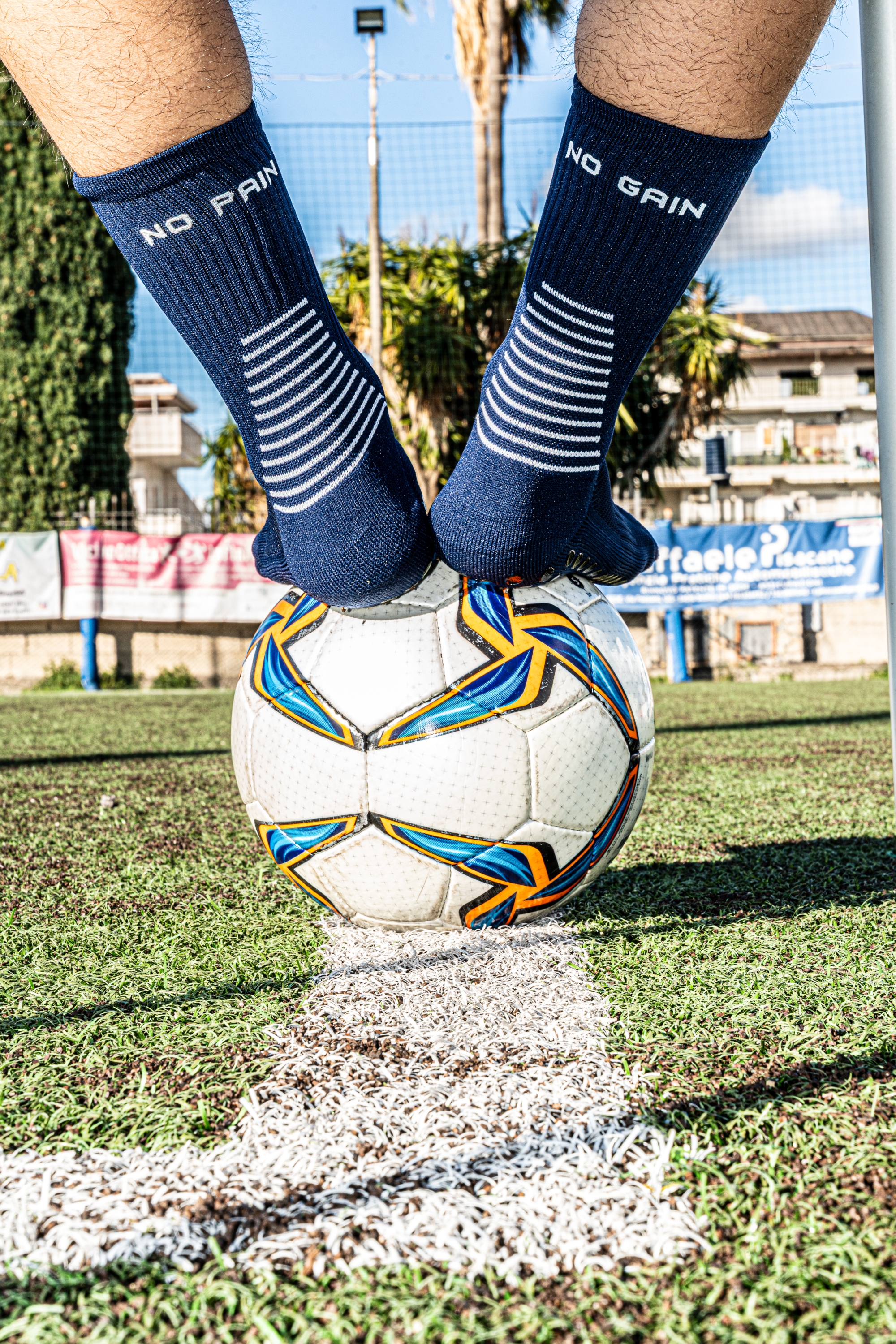 VSOX “NO PAIN NO GAIN” GRIP SOCKS DARK BLUE