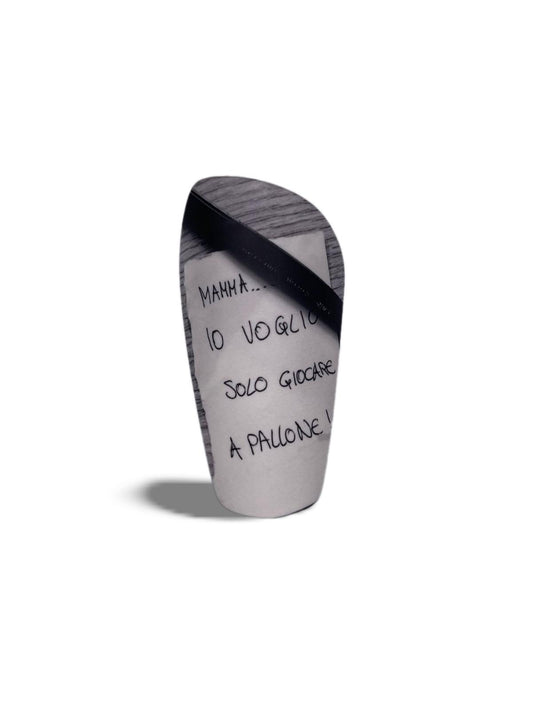 SHIN GUARDS MODEL PRO SLIM XS ''MOM I JUST WANT TO PLAY BALL''