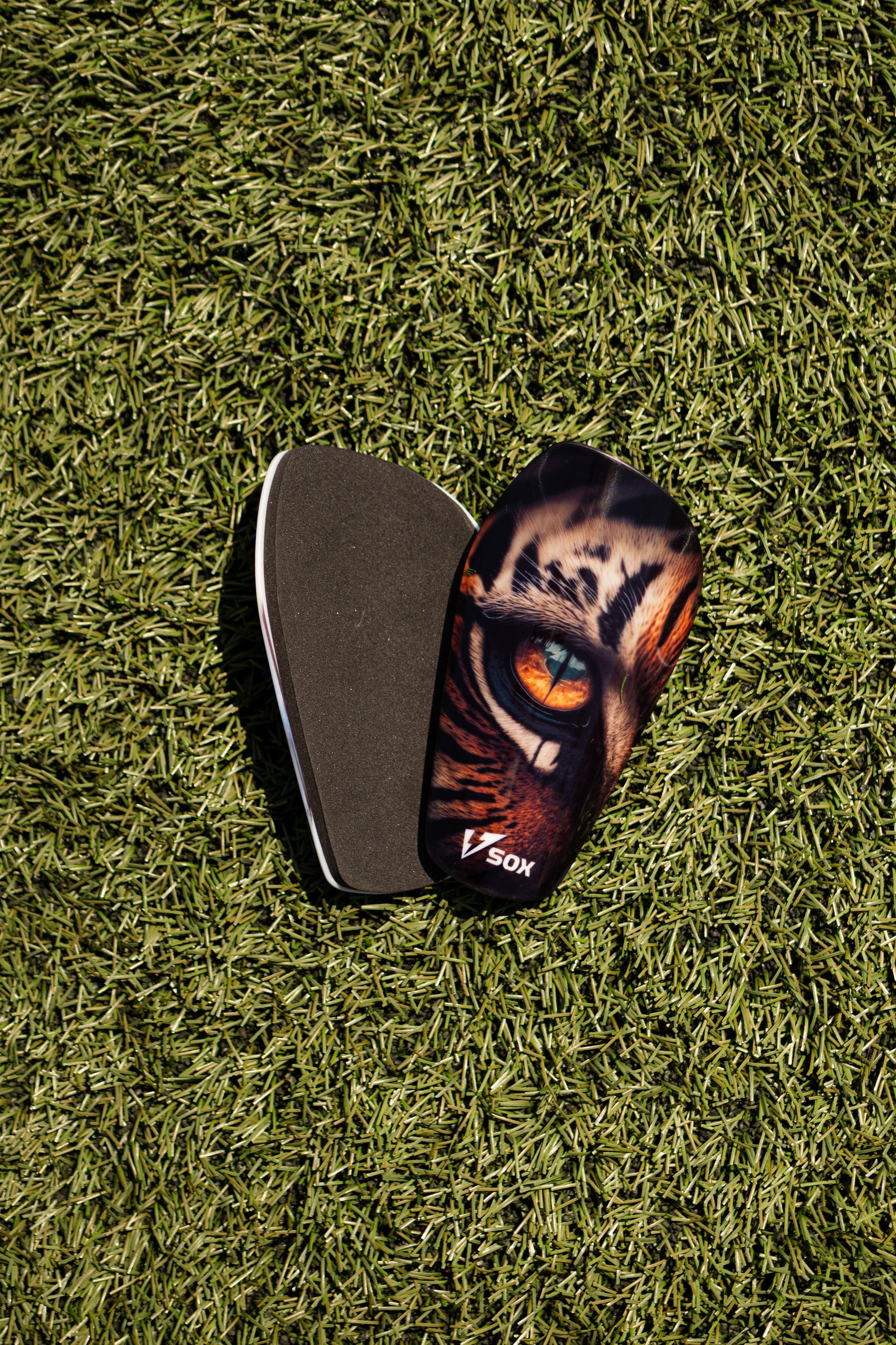 "ROCKY" SHIN GUARDS