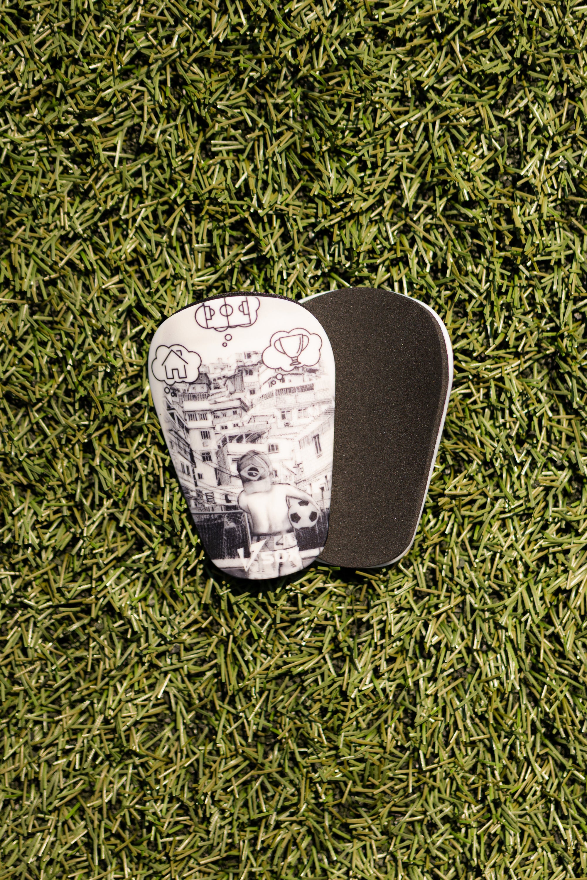 SHIN GUARDS MODEL PRO SLIM XS ''MOM I JUST WANT TO PLAY BALL''