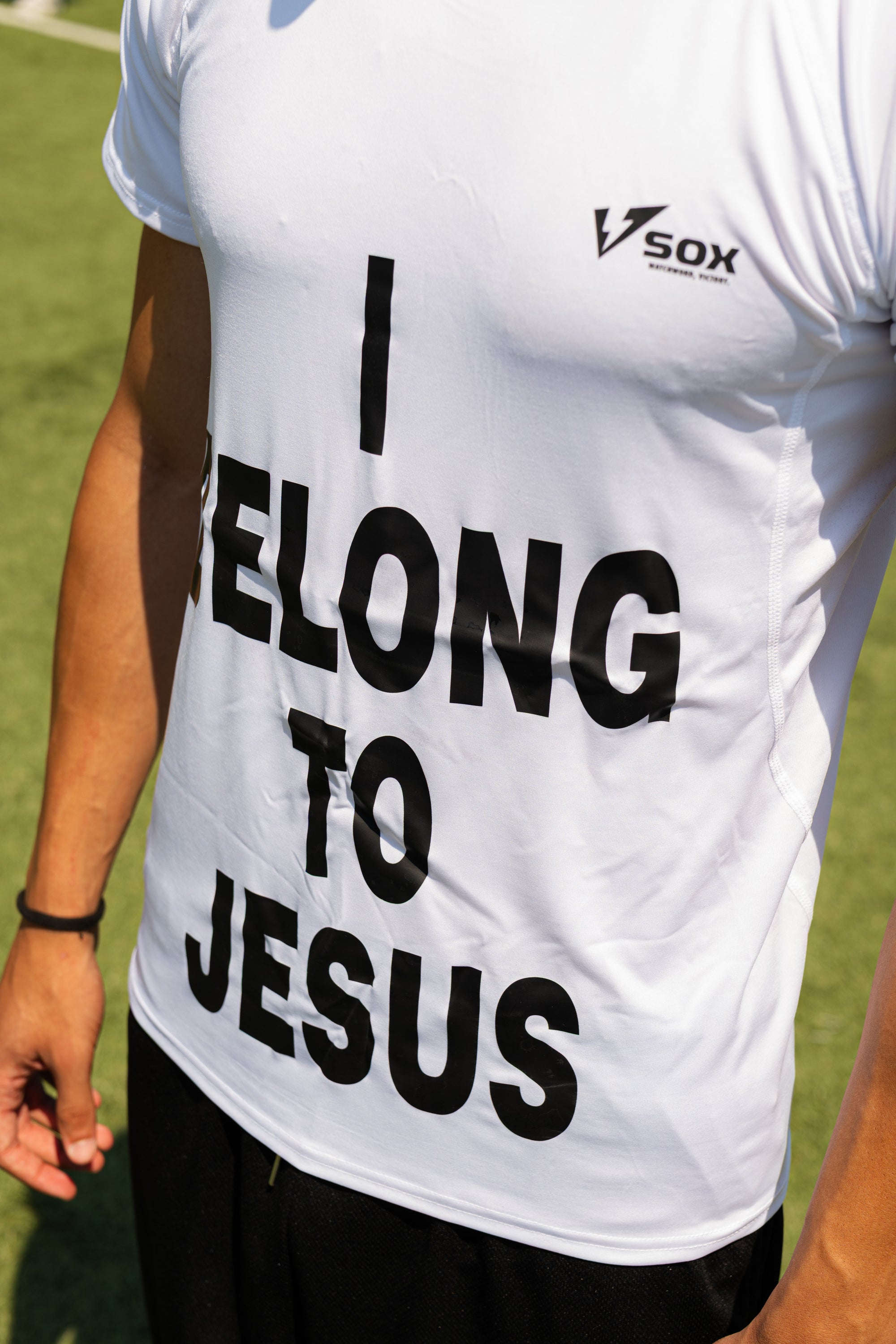 MAGLIA TERMICA MODELLO "I BELONG TO JESUS"