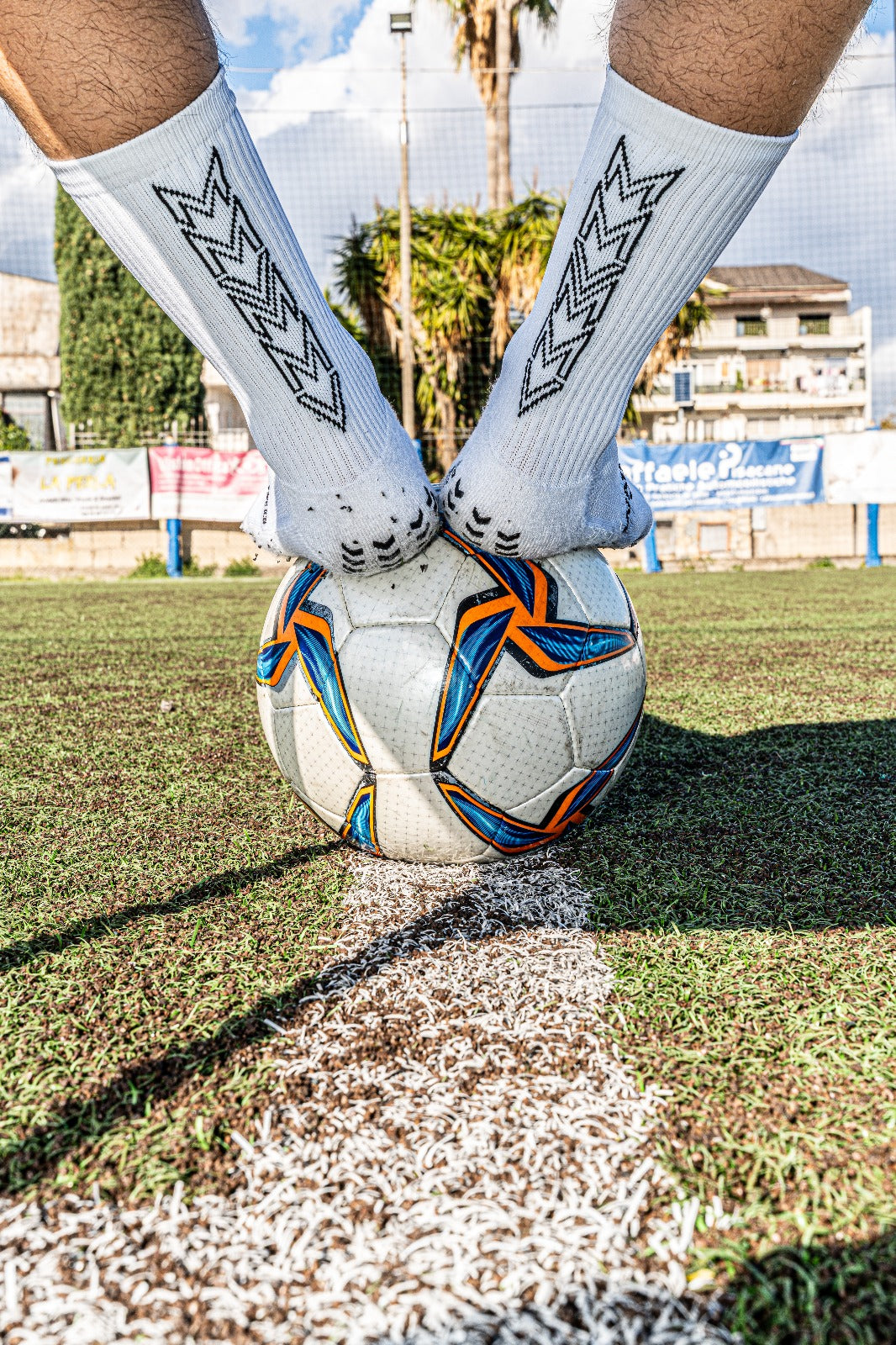 CALZE GRIP VSOX “VICTORY” BIANCHE